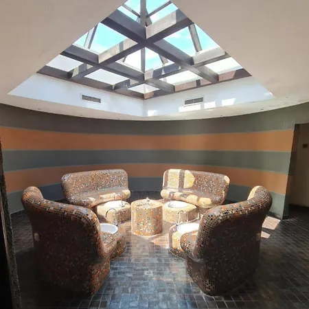 Appartement Trinity & Pool With Near Center *